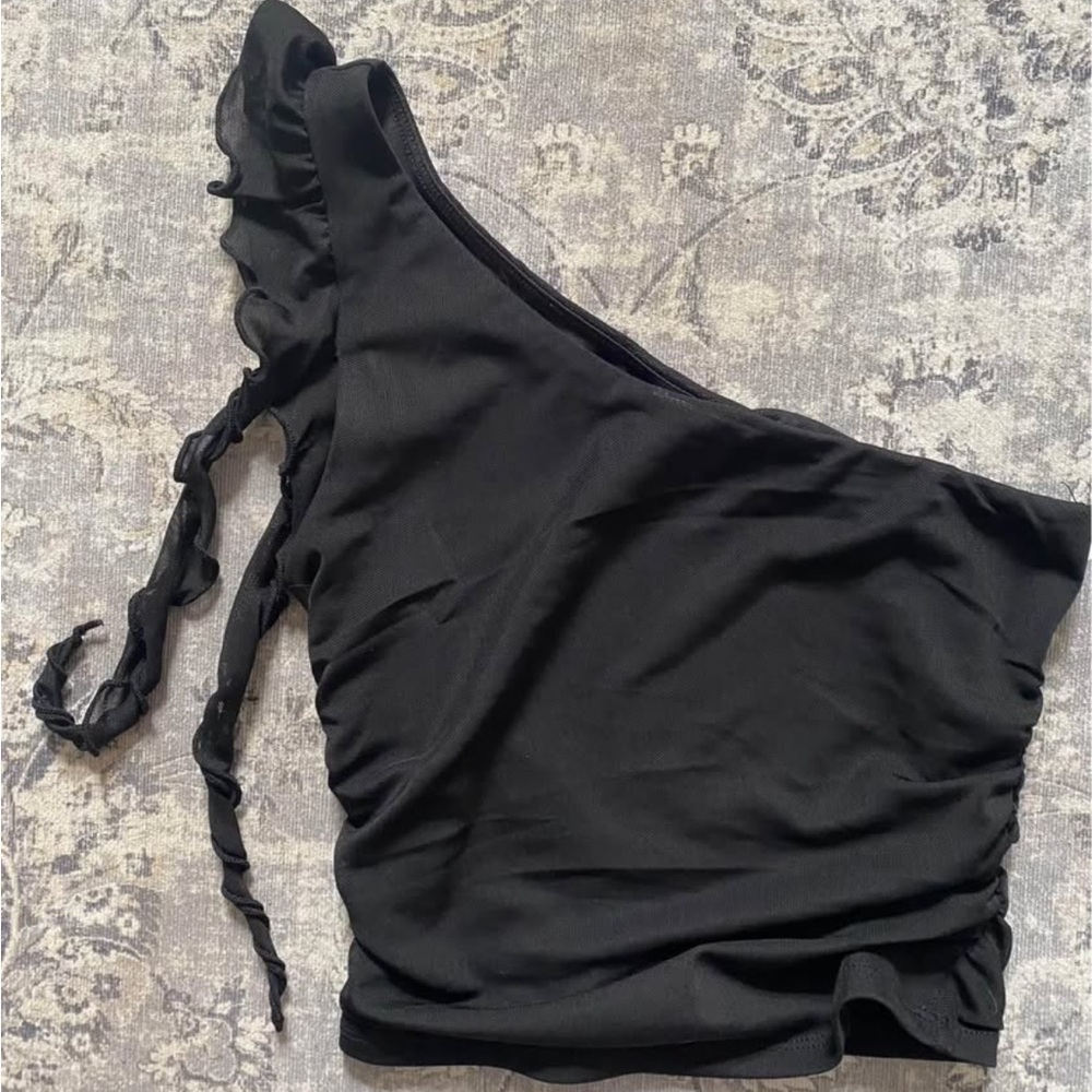 Garage Black One-Shoulder Crop Top